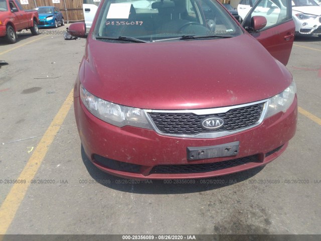 Photo 5 VIN: KNAFU4A22C5506620 - KIA FORTE 