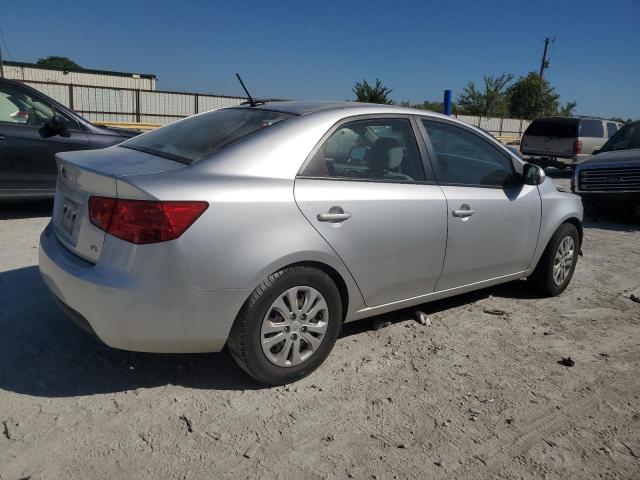 Photo 2 VIN: KNAFU4A22C5534630 - KIA FORTE EX 