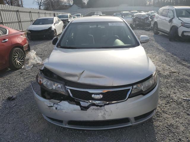 Photo 4 VIN: KNAFU4A22C5545840 - KIA FORTE 