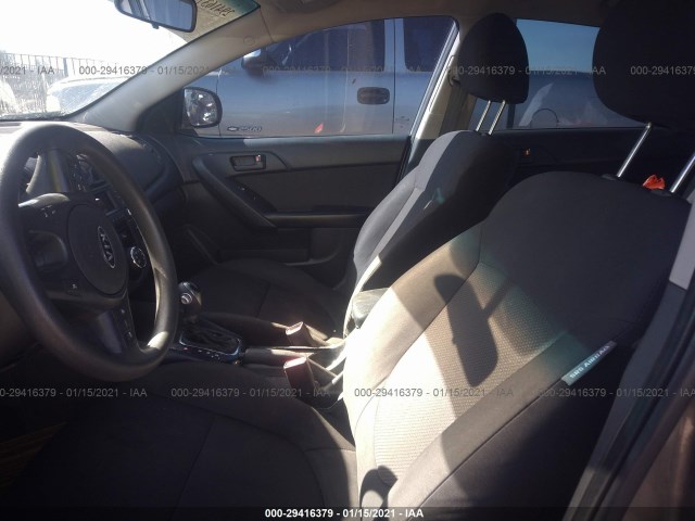 Photo 4 VIN: KNAFU4A22C5549077 - KIA FORTE 