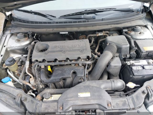 Photo 9 VIN: KNAFU4A22C5580894 - KIA FORTE 