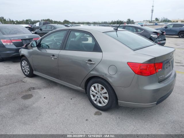 Photo 2 VIN: KNAFU4A22C5585903 - KIA FORTE 