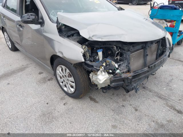 Photo 5 VIN: KNAFU4A22C5585903 - KIA FORTE 