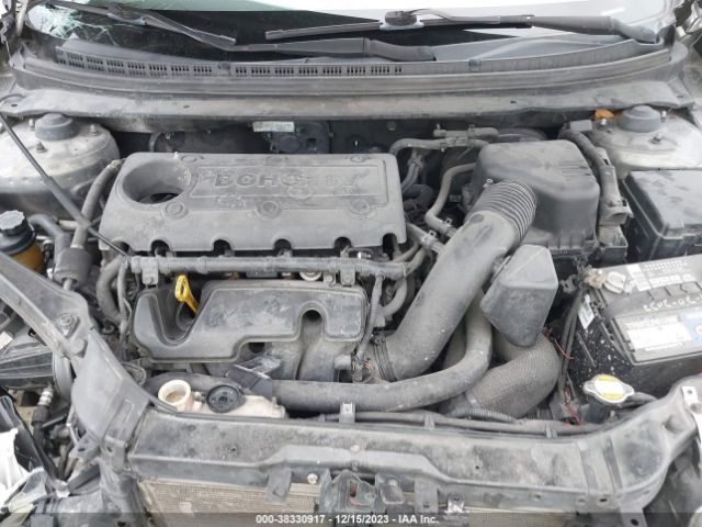 Photo 9 VIN: KNAFU4A22C5585903 - KIA FORTE 