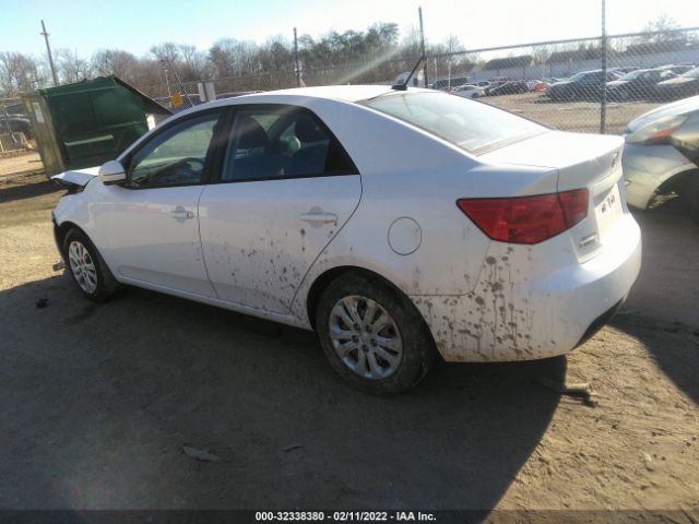 Photo 2 VIN: KNAFU4A22C5633772 - KIA FORTE 