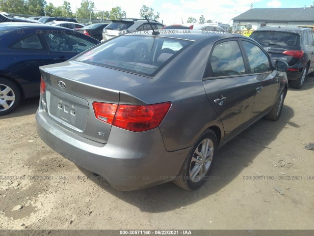 Photo 3 VIN: KNAFU4A22C5634632 - KIA FORTE 