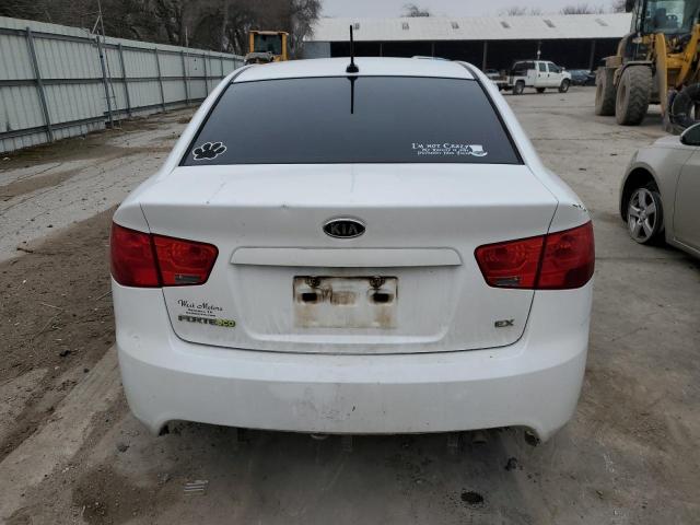 Photo 5 VIN: KNAFU4A22D5665896 - KIA FORTE EX 