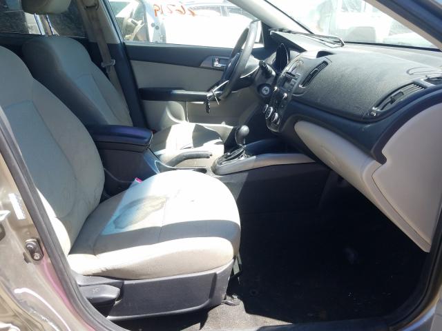 Photo 4 VIN: KNAFU4A22D5672847 - KIA FORTE EX 