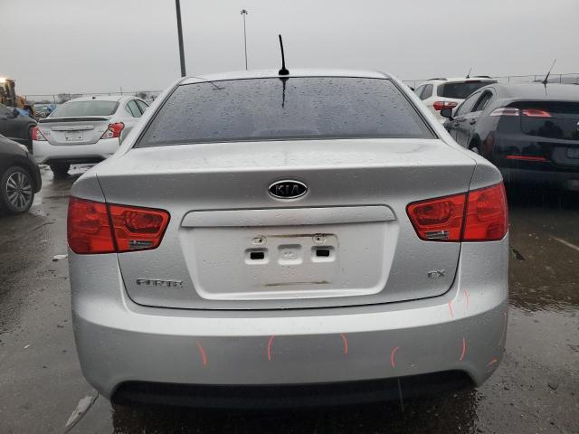 Photo 5 VIN: KNAFU4A22D5676803 - KIA FORTE 