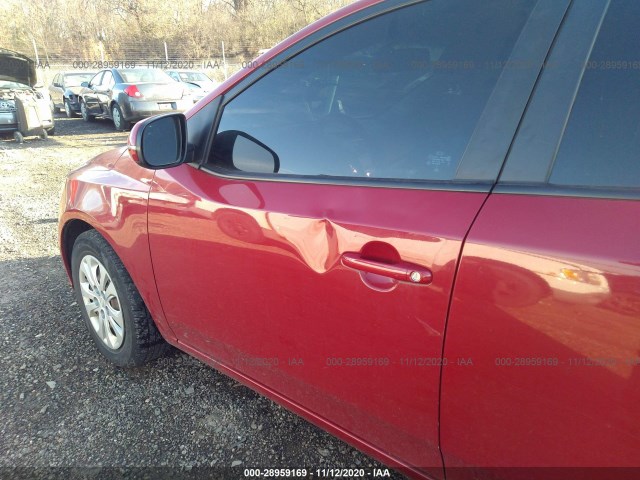 Photo 5 VIN: KNAFU4A22D5681239 - KIA FORTE 