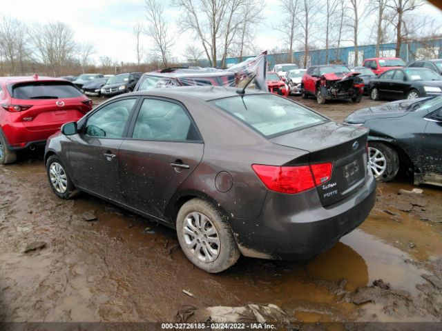 Photo 2 VIN: KNAFU4A22D5723232 - KIA FORTE 