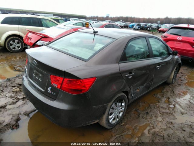 Photo 3 VIN: KNAFU4A22D5723232 - KIA FORTE 