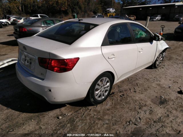 Photo 3 VIN: KNAFU4A22D5724302 - KIA FORTE 