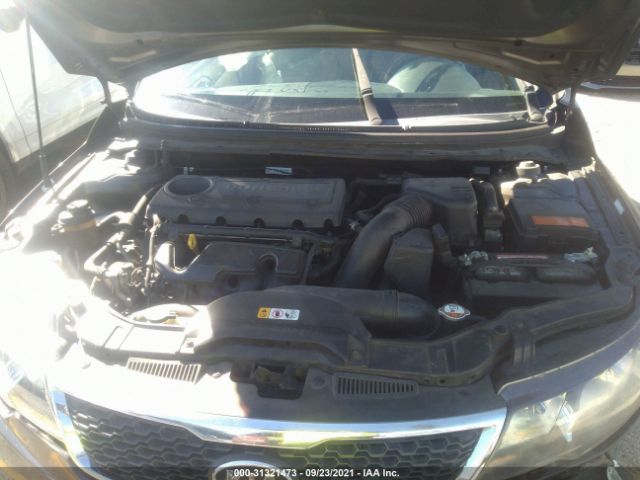 Photo 9 VIN: KNAFU4A22D5724509 - KIA FORTE 