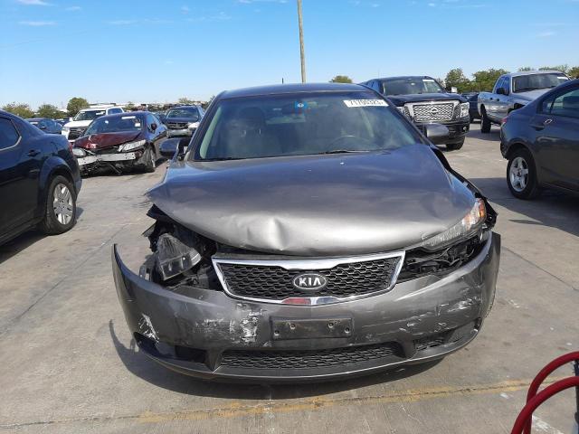 Photo 4 VIN: KNAFU4A22D5725045 - KIA FORTE 