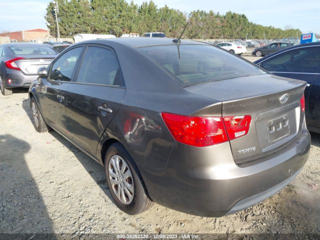 Photo 2 VIN: KNAFU4A23A5060135 - KIA FORTE 