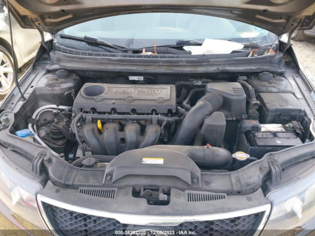 Photo 9 VIN: KNAFU4A23A5060135 - KIA FORTE 