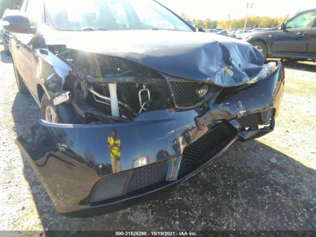 Photo 5 VIN: KNAFU4A23A5245706 - KIA FORTE 