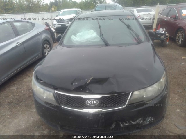 Photo 5 VIN: KNAFU4A23A5272260 - KIA FORTE 