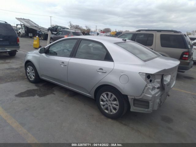 Photo 2 VIN: KNAFU4A23A5857047 - KIA FORTE 