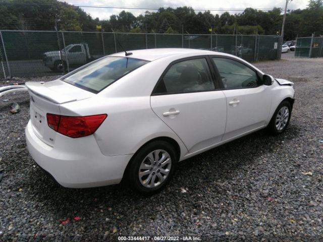 Photo 3 VIN: KNAFU4A23B5349324 - KIA FORTE 