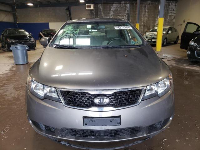 Photo 4 VIN: KNAFU4A23B5429092 - KIA FORTE 