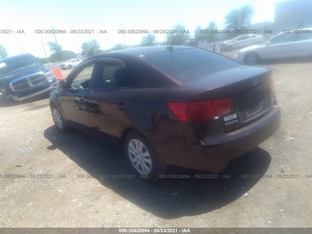 Photo 2 VIN: KNAFU4A23B5893158 - KIA FORTE 