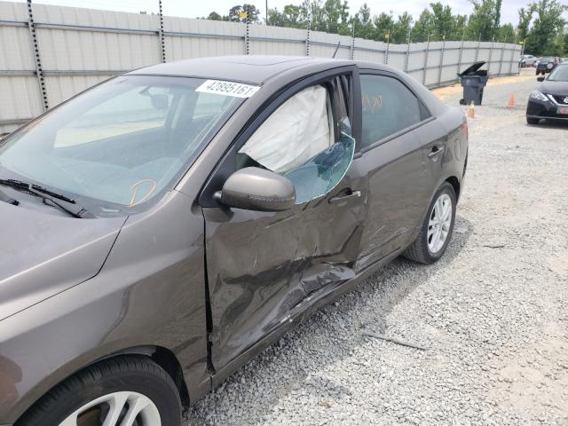 Photo 9 VIN: KNAFU4A23C5518873 - KIA FORTE EX 