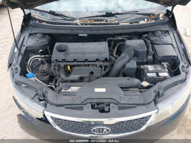 Photo 9 VIN: KNAFU4A23C5558693 - KIA FORTE 