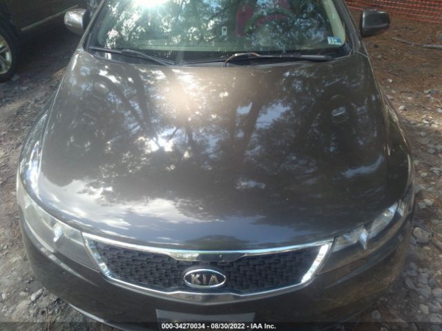 Photo 5 VIN: KNAFU4A23C5585067 - KIA FORTE 