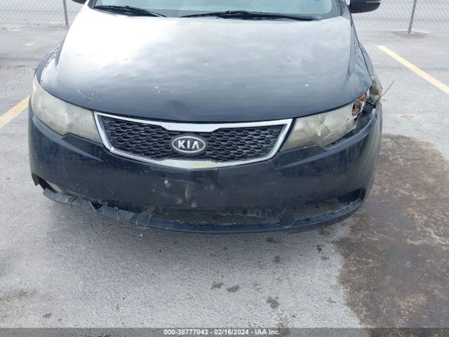 Photo 5 VIN: KNAFU4A23D5648945 - KIA FORTE 