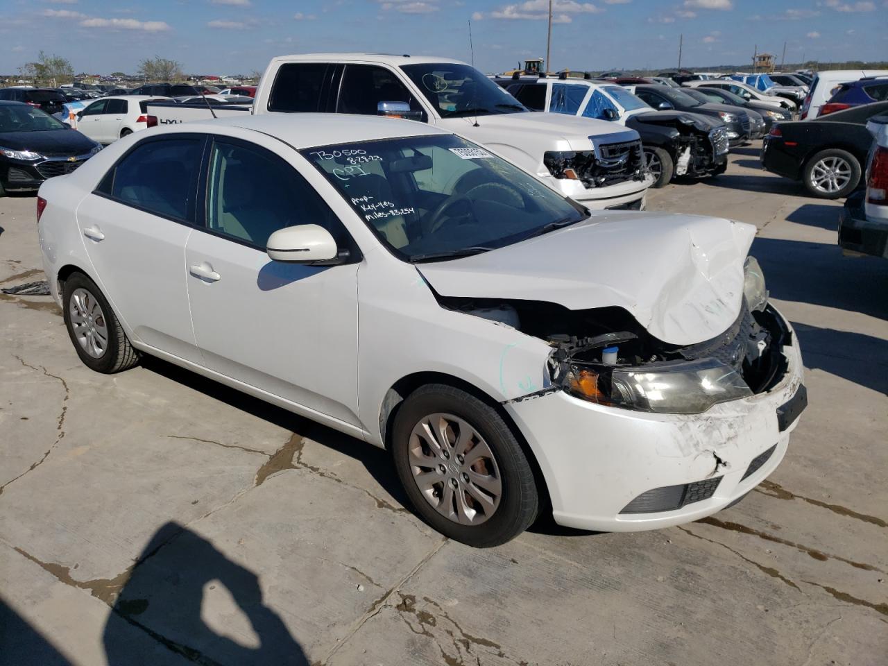 Photo 3 VIN: KNAFU4A23D5730500 - KIA FORTE 