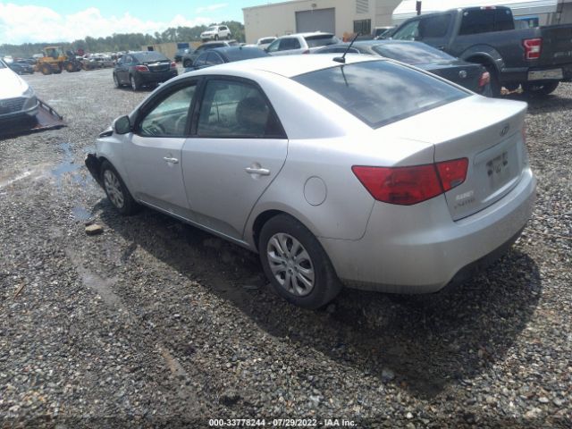 Photo 2 VIN: KNAFU4A23D5735261 - KIA FORTE 