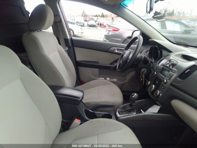 Photo 4 VIN: KNAFU4A23D5737186 - KIA FORTE 