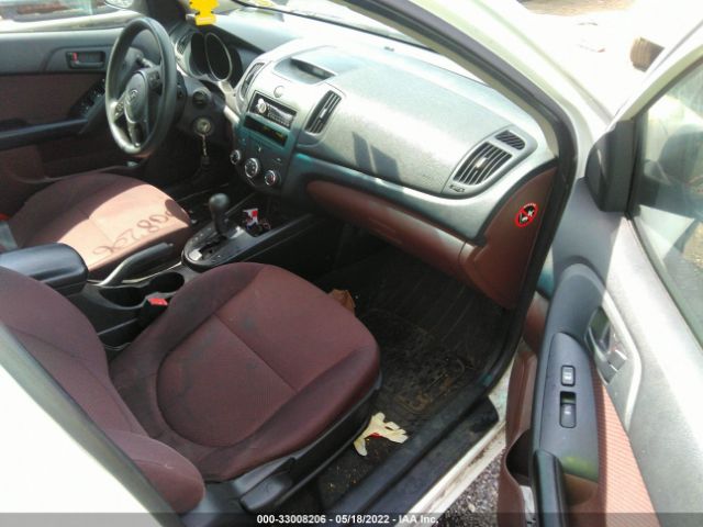 Photo 4 VIN: KNAFU4A24A5164178 - KIA FORTE 