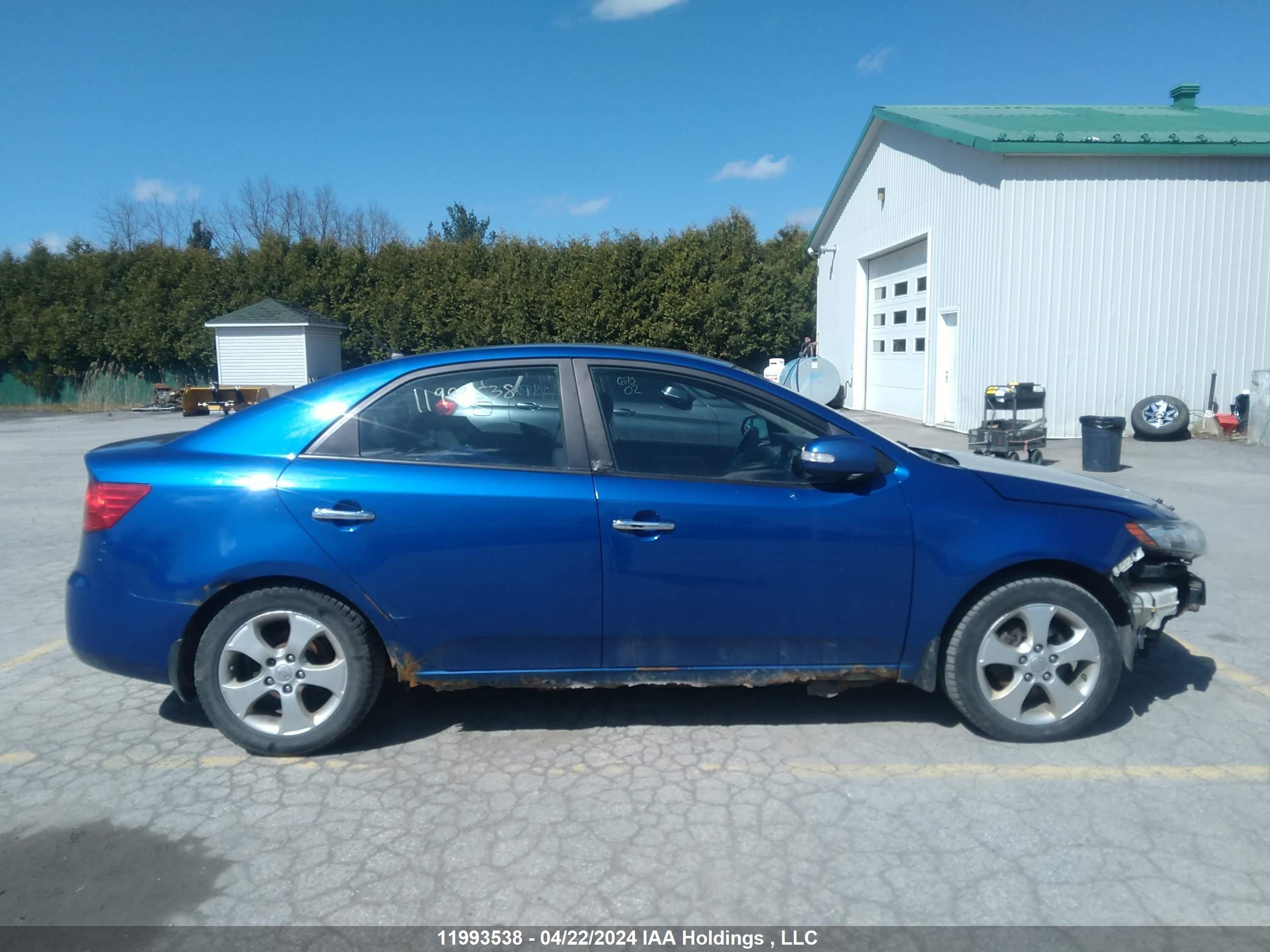 Photo 13 VIN: KNAFU4A24A5205571 - KIA FORTE 