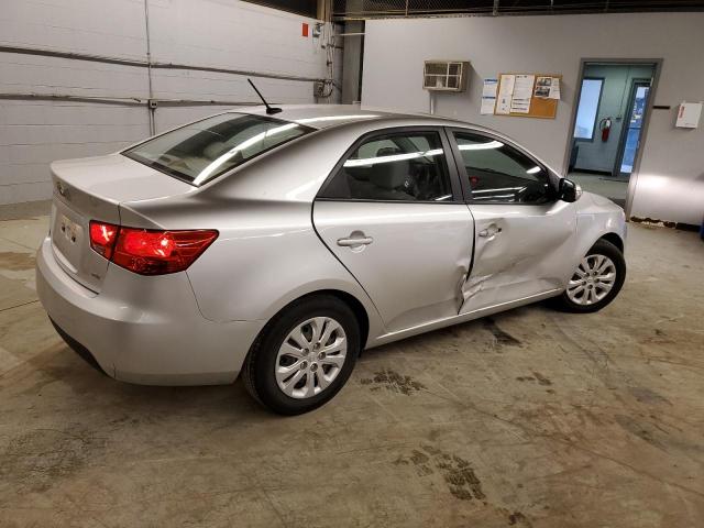 Photo 2 VIN: KNAFU4A24A5271084 - KIA FORTE 