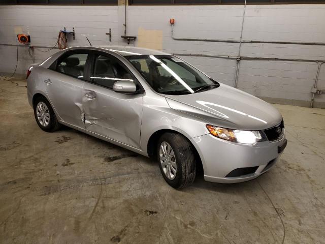 Photo 3 VIN: KNAFU4A24A5271084 - KIA FORTE 