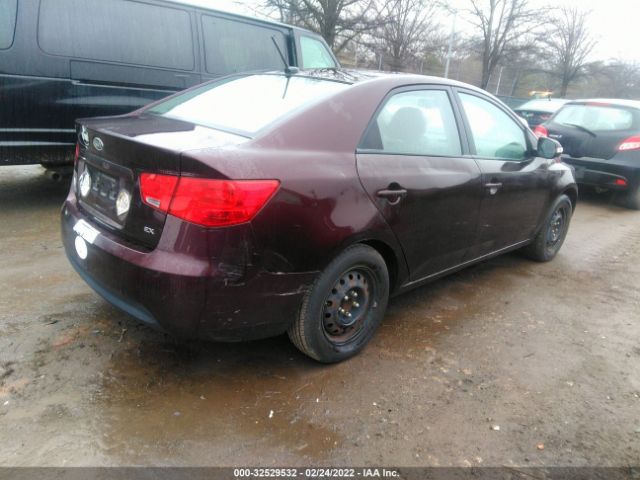 Photo 3 VIN: KNAFU4A24A5295921 - KIA FORTE 