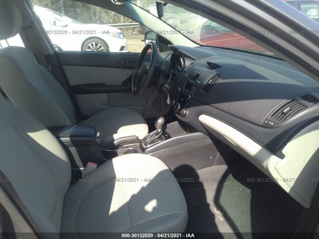 Photo 4 VIN: KNAFU4A24B5355990 - KIA FORTE 