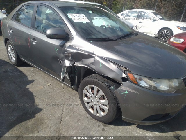 Photo 5 VIN: KNAFU4A24B5355990 - KIA FORTE 