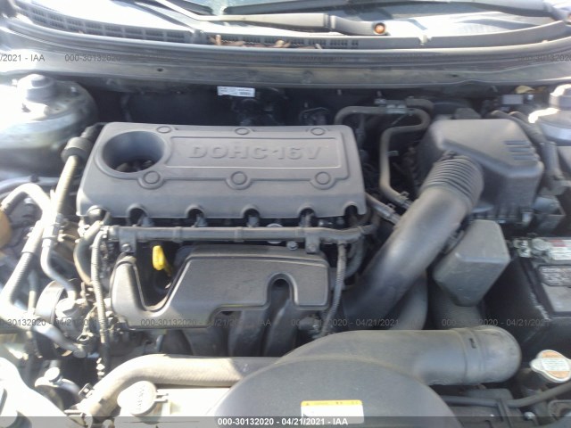 Photo 9 VIN: KNAFU4A24B5355990 - KIA FORTE 