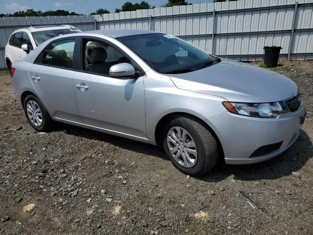 Photo 3 VIN: KNAFU4A24C5495202 - KIA FORTE EX 