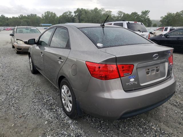 Photo 2 VIN: KNAFU4A24C5606833 - KIA FORTE EX 