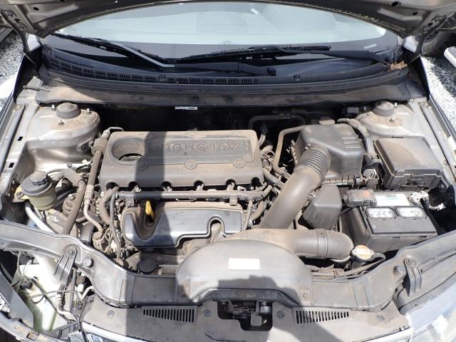 Photo 6 VIN: KNAFU4A24C5606833 - KIA FORTE EX 