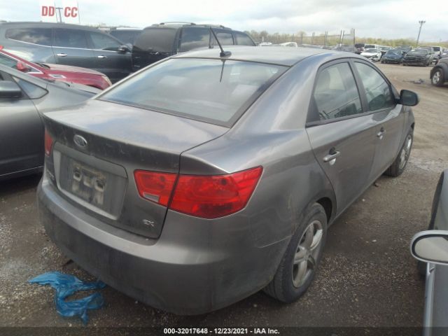 Photo 3 VIN: KNAFU4A24C5643350 - KIA FORTE 