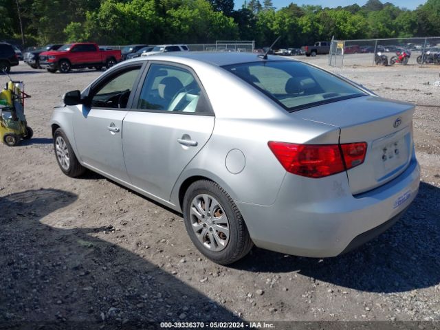 Photo 2 VIN: KNAFU4A24D5646315 - KIA FORTE 