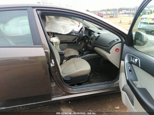 Photo 4 VIN: KNAFU4A24D5655984 - KIA FORTE 