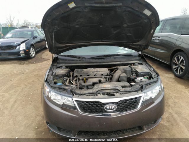 Photo 9 VIN: KNAFU4A24D5655984 - KIA FORTE 