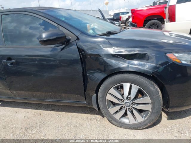 Photo 5 VIN: KNAFU4A24D5656245 - KIA FORTE 